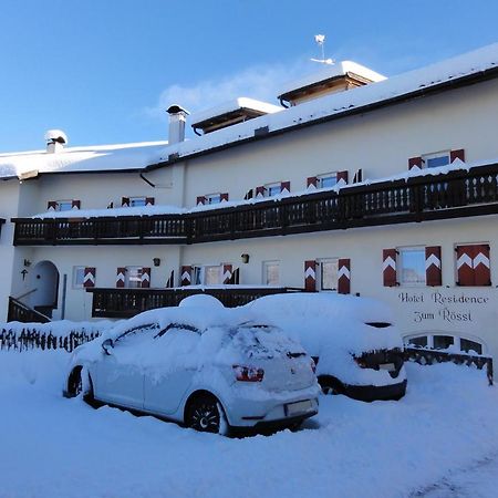 Hotel Zum Rossl Anterivo Exteriör bild