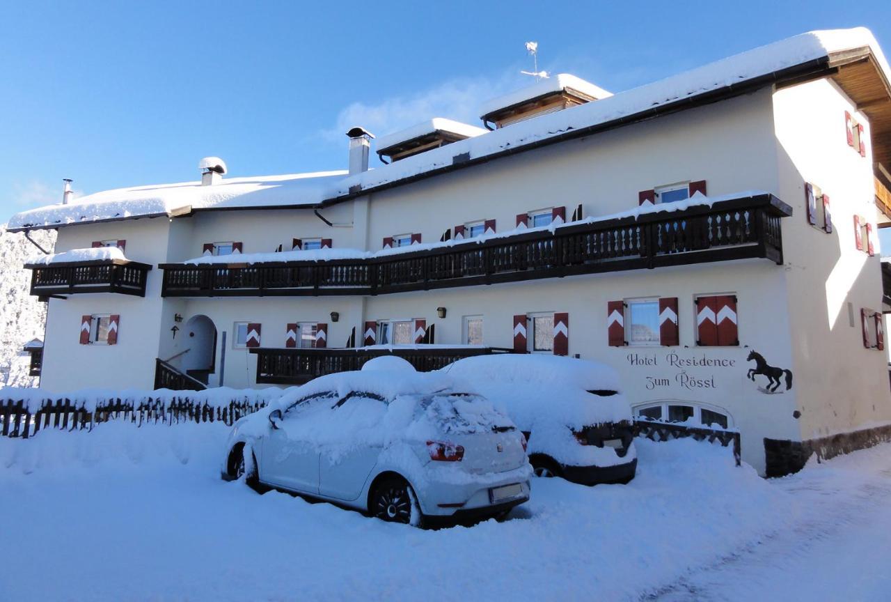 Hotel Zum Rossl Anterivo Exteriör bild